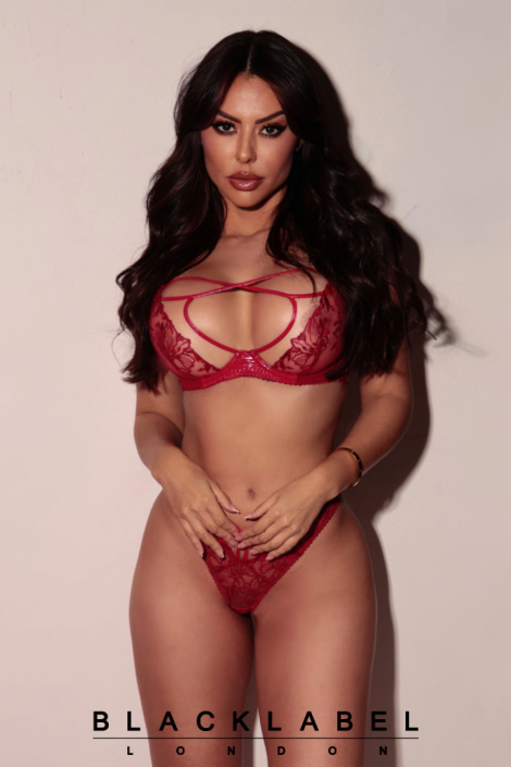 Tiffany - Brazilian     Mature    Open Minded  Companion in Fitzrovia