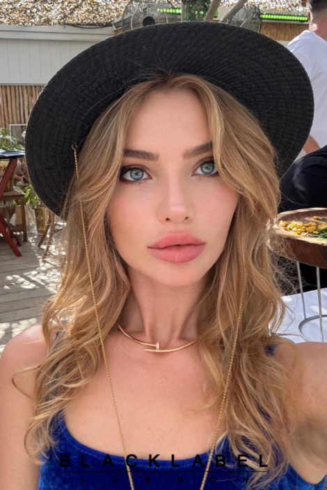 Alice -     Open Minded    Tall  Escort in Outcall Only