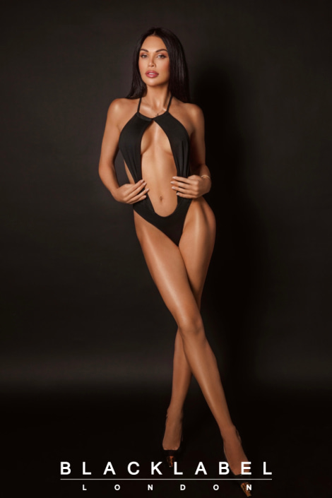 Anika - Latvian     Busty    Bi-Sexual  Companion in Dubai