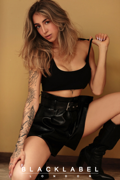 Louisa - Brazilian / Italian     Latin    Bi-Sexual  Companion in Outcall Only