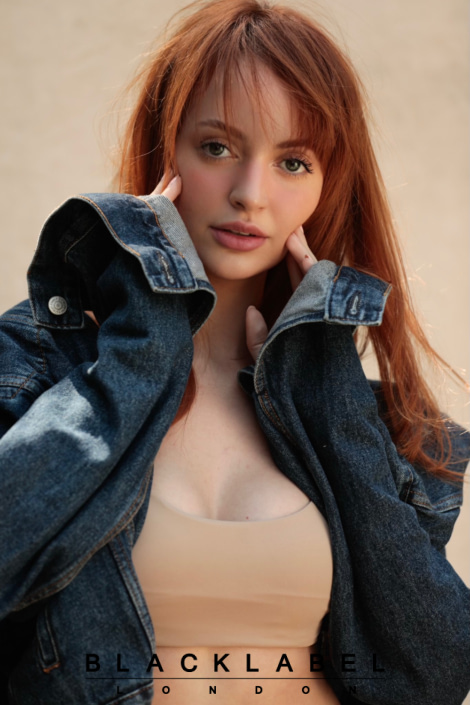 Josie -     Redhead    Latin  Escort in West Kensington