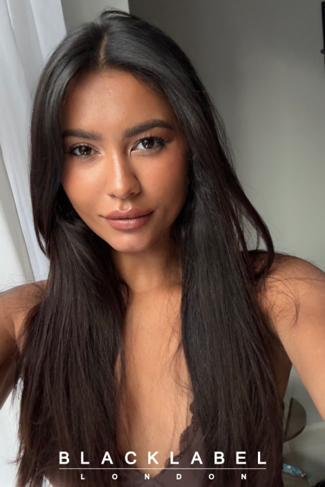 Maxine -     Exotic    Latin  Escort in Bond Street